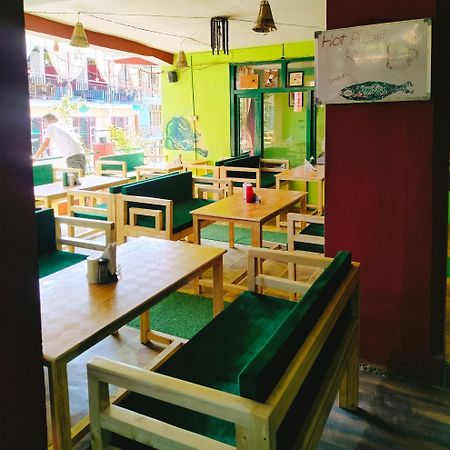 Non Stop Cafe Hostel & Stay Manali  Ngoại thất bức ảnh