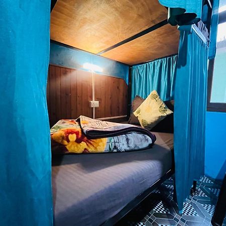 Non Stop Cafe Hostel & Stay Manali  Ngoại thất bức ảnh