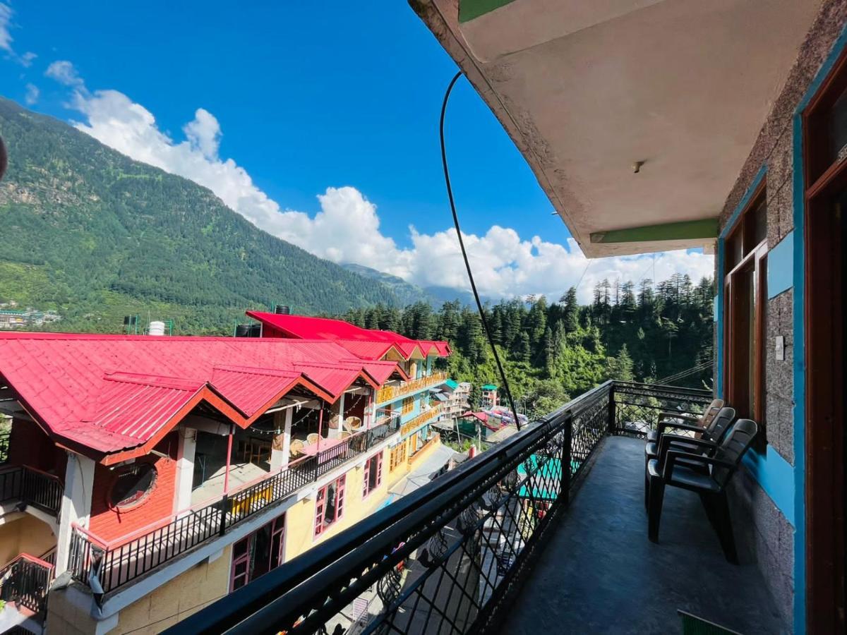 Non Stop Cafe Hostel & Stay Manali  Ngoại thất bức ảnh