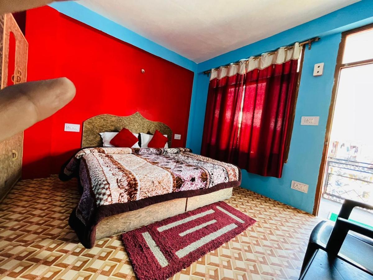 Non Stop Cafe Hostel & Stay Manali  Ngoại thất bức ảnh