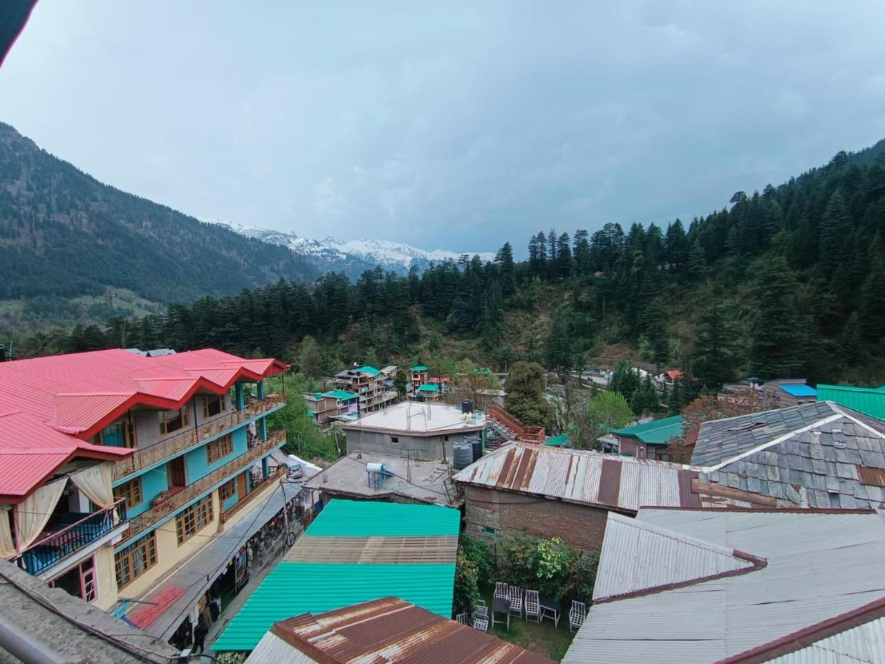Non Stop Cafe Hostel & Stay Manali  Phòng bức ảnh